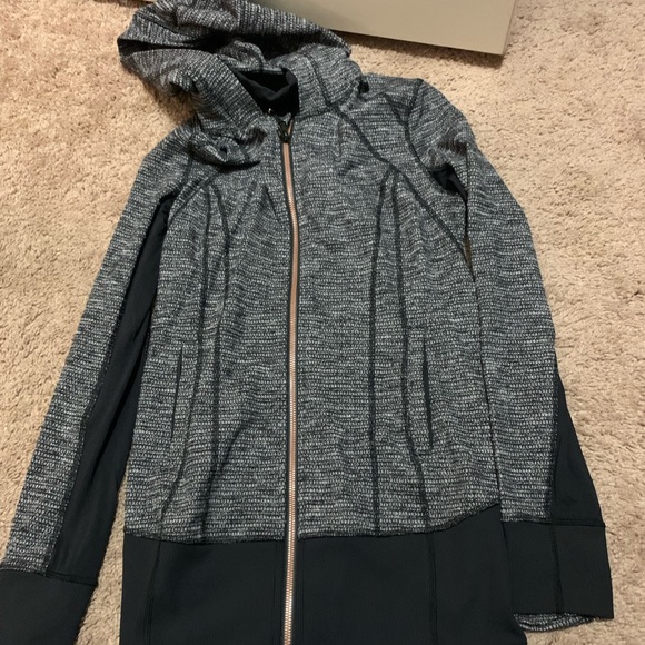 Lululemon hoodie black and white - Picture 1 of 1